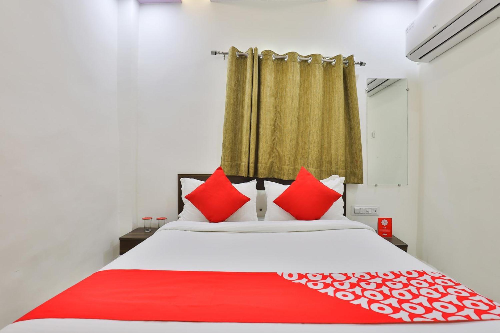 Hotel O Navjivan Watuwa Екстериор снимка