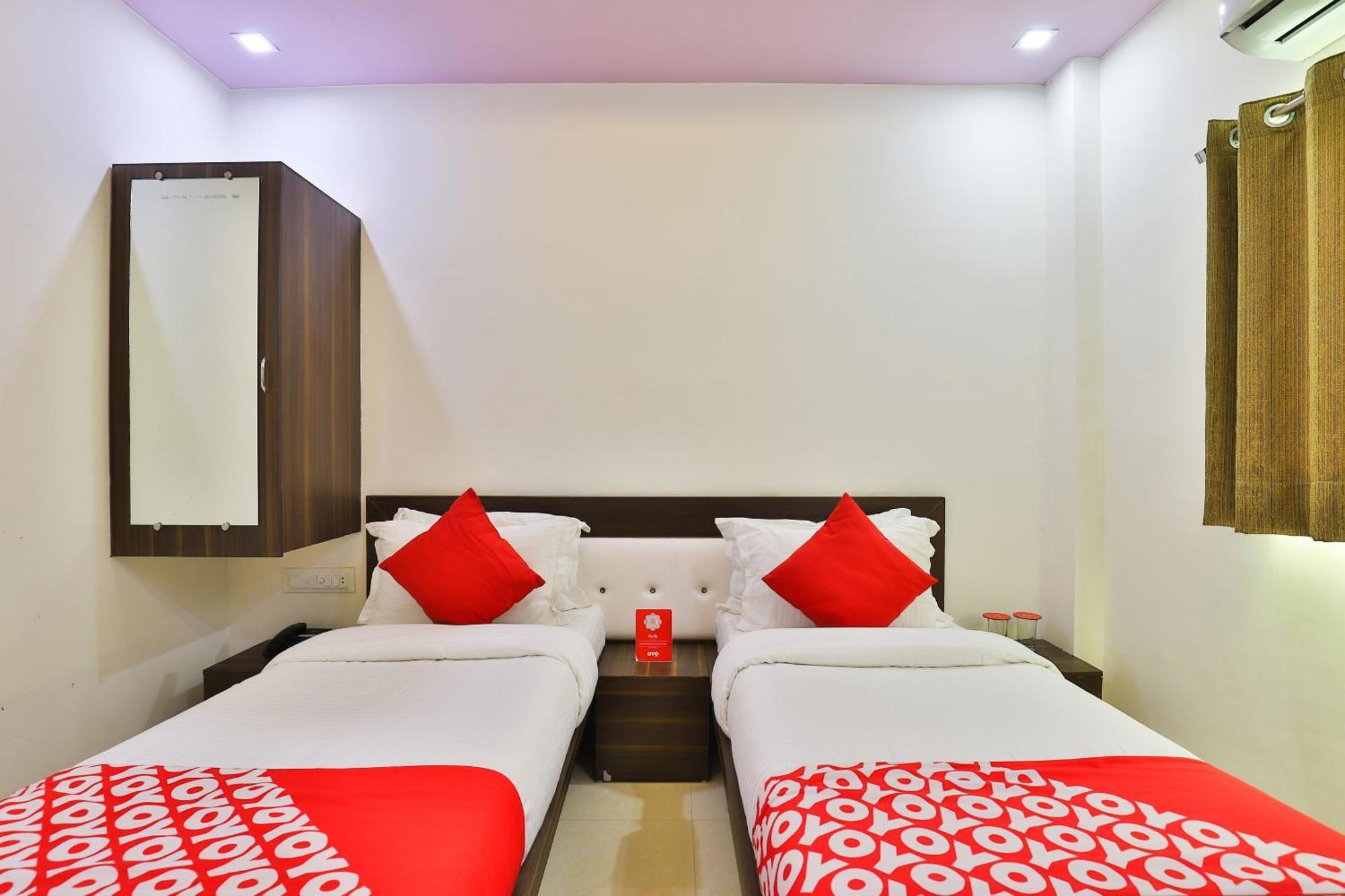 Hotel O Navjivan Watuwa Екстериор снимка