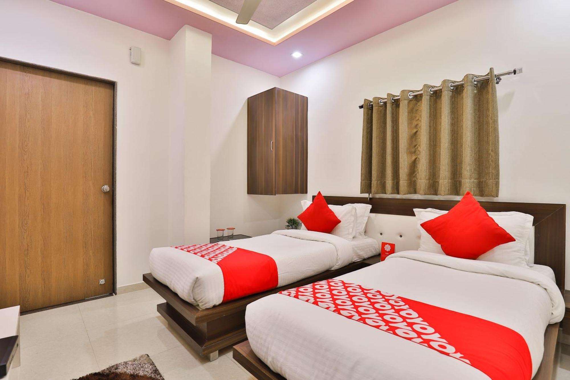 Hotel O Navjivan Watuwa Екстериор снимка
